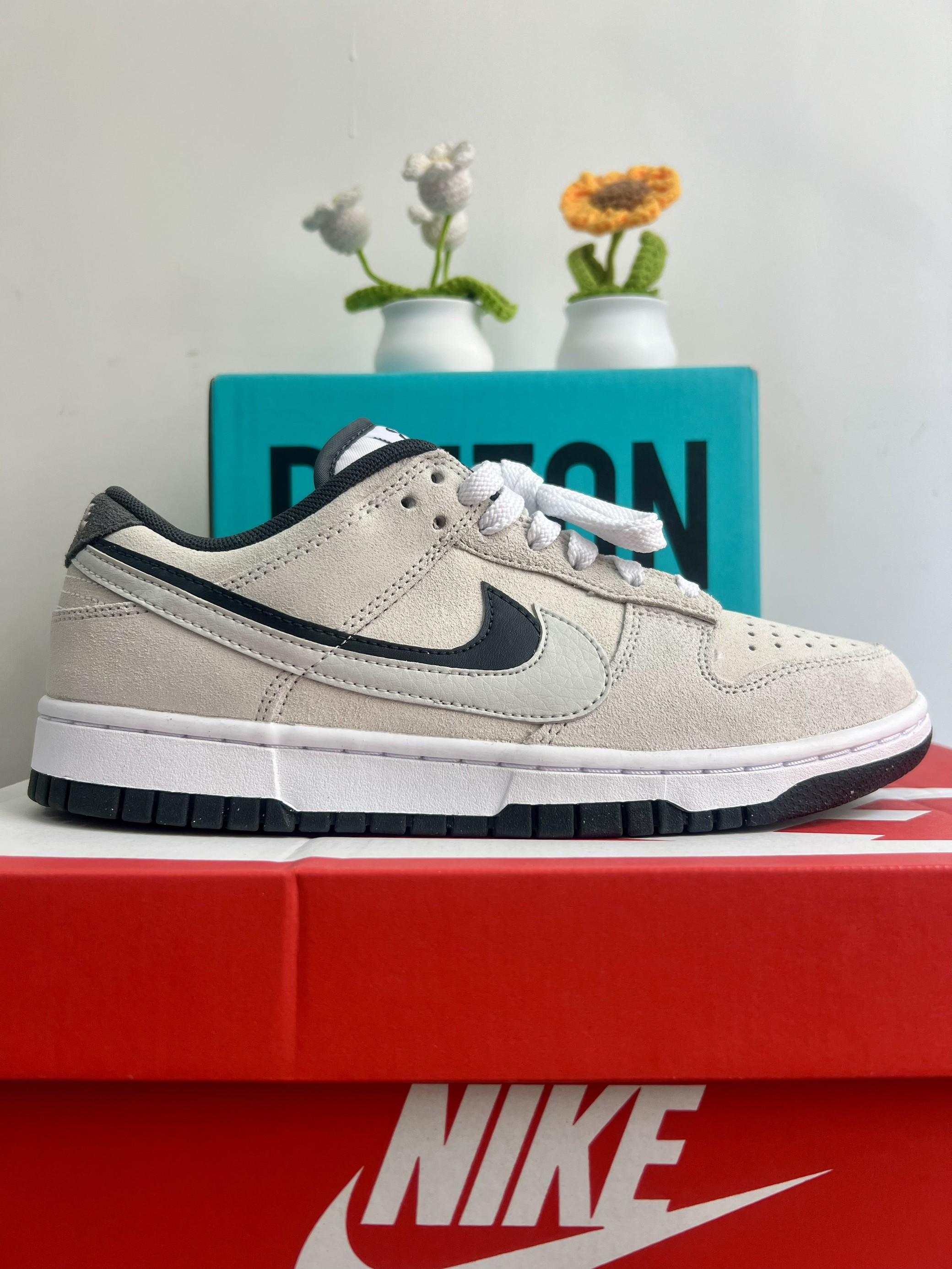 都2025了,你还在穿黑白配的dunk吗??